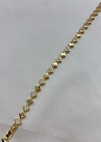 Zincir Detaylı Altın Renkli Kadın Bileklik - Görsel 2