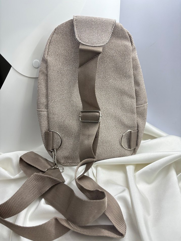 Bej Kadın Fermuarlı Sırt Çantası - Görsel 3