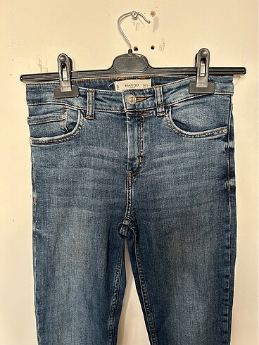 34 Beden mavi Renk Mango jean