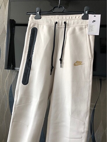 Nike Nike Tech yeni sezon