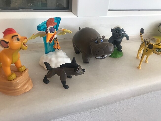 Orjinal aslan koruyucular