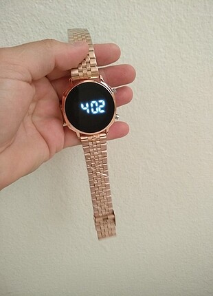Unisex yeni moda dijital saat. Sıfır