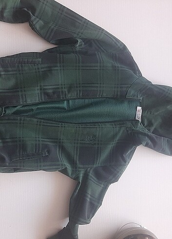 Doğa koleji 7-8 yaş orjinal kapşonlu hırka - Görsel 2