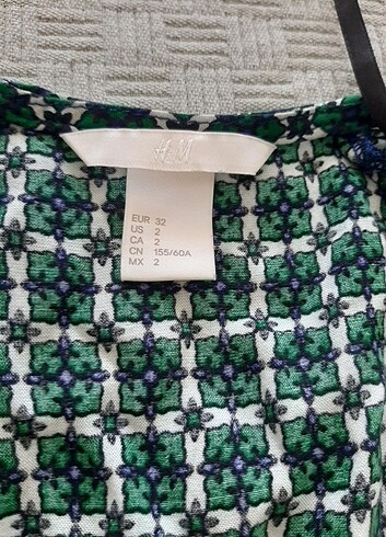 32 Beden Hm marka eur 32 beden yalnızca 2 kez kullanılmış çok şık ve kali