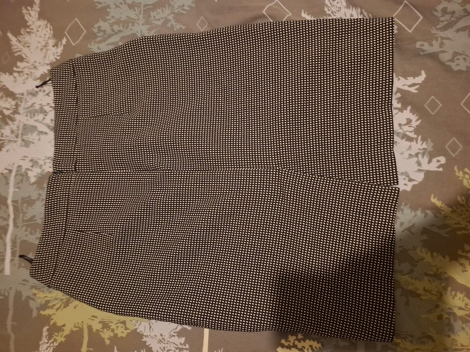 Adil Işık marka m beden minik kareli etek - Görsel 2