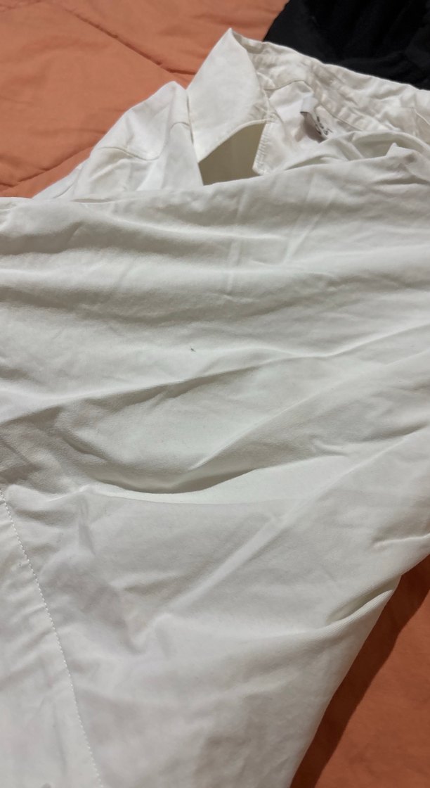 Düğmeli Beyaz Keten Kadın Gömlek - Görsel 4