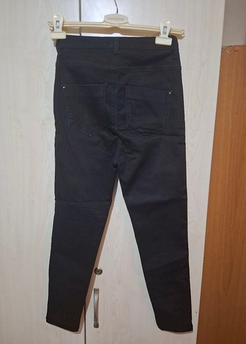 Siyah Kemerli Kadın Denim Pantolon - Görsel 3