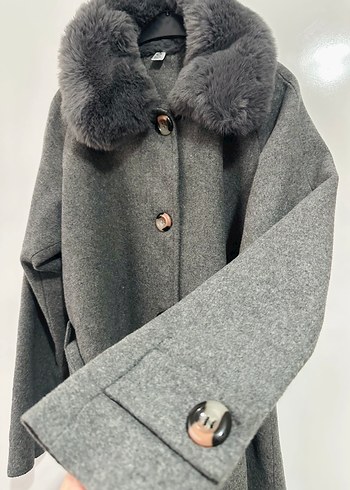 Gri Uzun Yün Kadın Kaban - Görsel 5