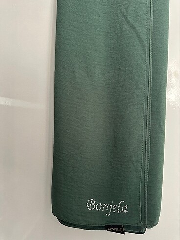 Boniela Şal - Görsel 2