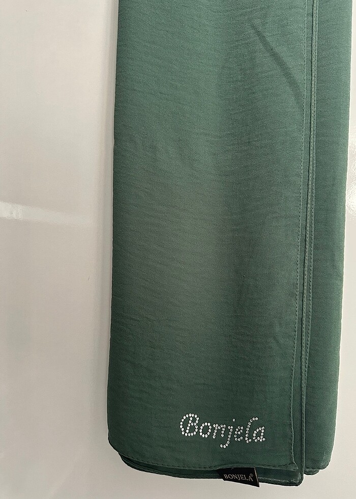 Boniela Şal - Görsel 2