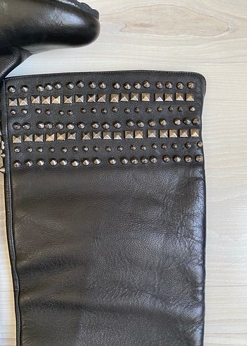 Kadın Siyah Deri Zımba Detay Çizme - Görsel 4