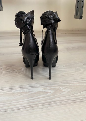 Siyah Süet Zebra Desenli Stiletto Topuklu Kadın Bot - Görsel 4