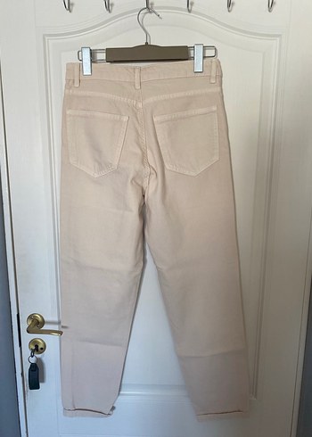 Bej Krem Kadın Rahat Kesim Mom Jean - Görsel 4