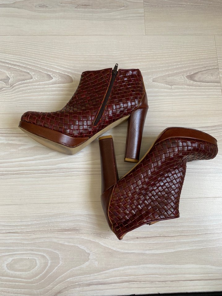 Mürdüm Deri Dolgu Topuklu Kadın Bot - Görsel 3