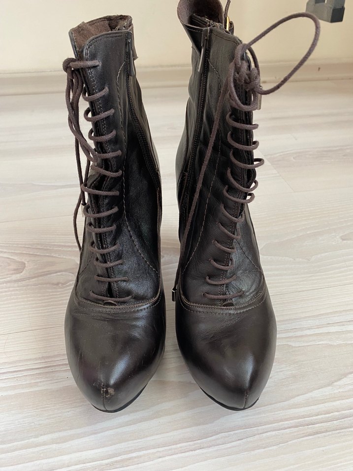 Acı Kahve Deri Bağcıklı Yüksek Topuklu Gotik Bot - Görsel 2