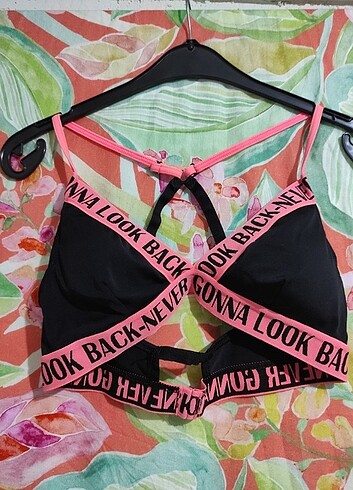 Penti Penti bikini