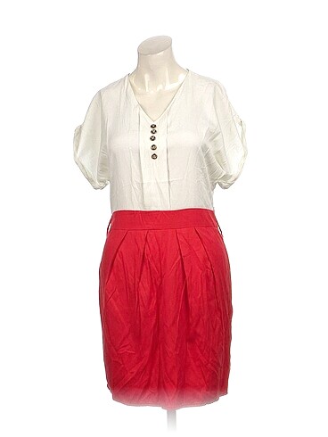 PreLoved Kısa Elbise %70 İndirimli.
