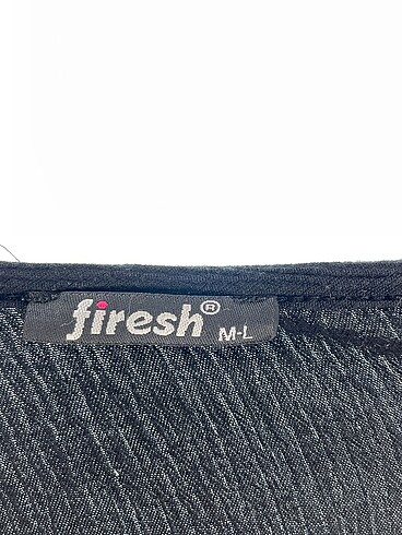 m Beden siyah Renk PreLoved Bluz %70 İndirimli.