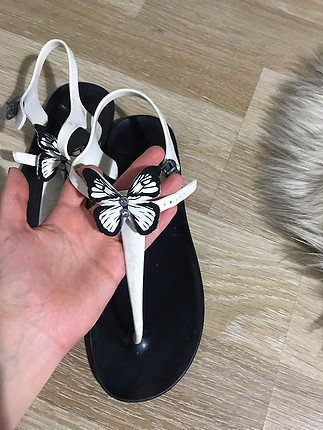 Flo Ayakkabı Siyah-Beyaz Sandalet