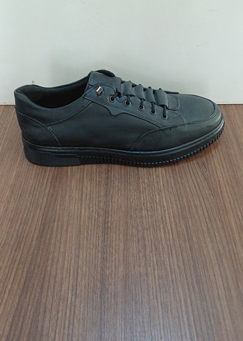 hakiki deri Siyah Bağcıklı Erkek Günlük Ayakkabı
