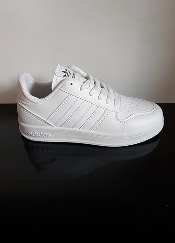 Yeni sezon unisex model spor 