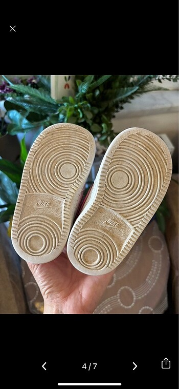 22 Beden beyaz Renk Nike ayakkabı