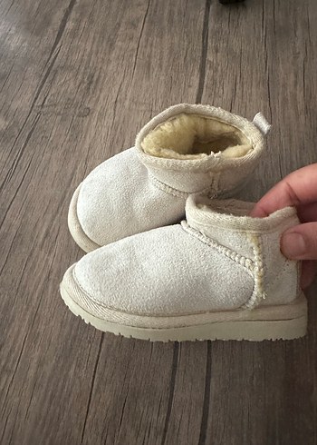 23 Beden Çocuk beyaz ugg bot