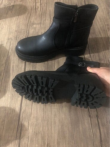 38 Beden siyah Renk Kadın bot