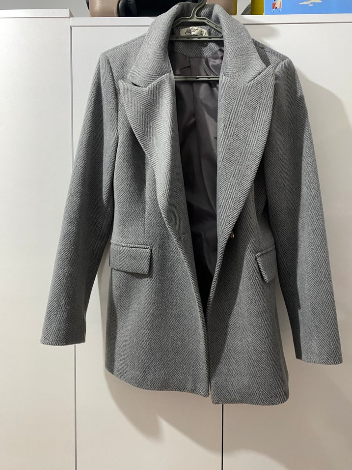 Gri Kadın Düğmeli Yün Ceket - Görsel 3