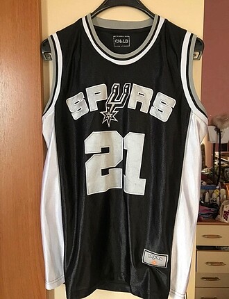 Duncan Spurs Forma