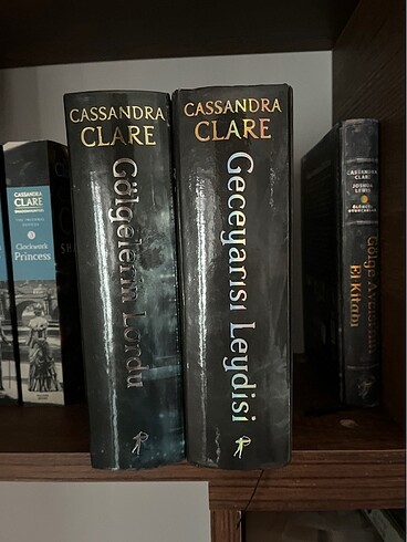  Karanlık Sanatlar Serisi Cassandra Clare İki Kitap