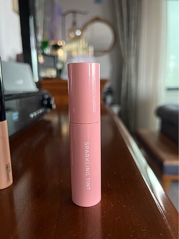 missha sparkling tint gloss rd01