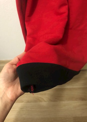 Kırmızı Kapüşonlu Sweatshirt - Görsel 5