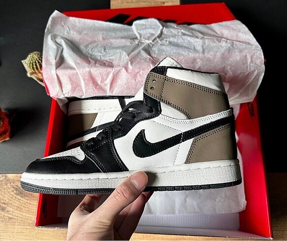 37 Beden Air Jordan 1 Retro High Dark Mocha