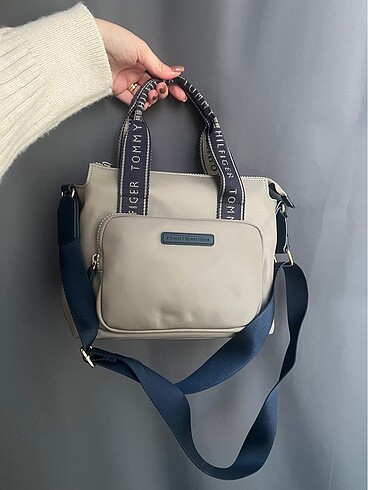  Beden Tommy Hilfiger orijinal sıfır çanta