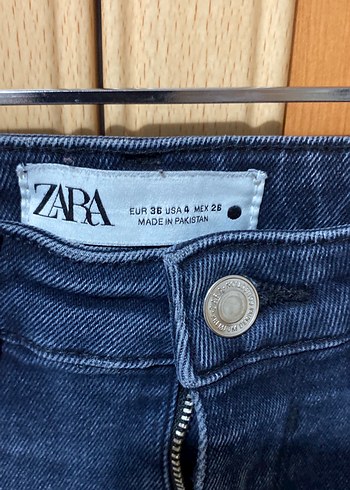 Zara Zara Kadın Lacivert Dar Kesim Denim Pantolon