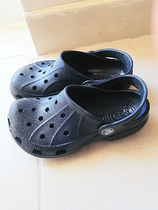 crocs j1