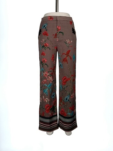 Zara Kumaş Pantolon %70 İndirimli.