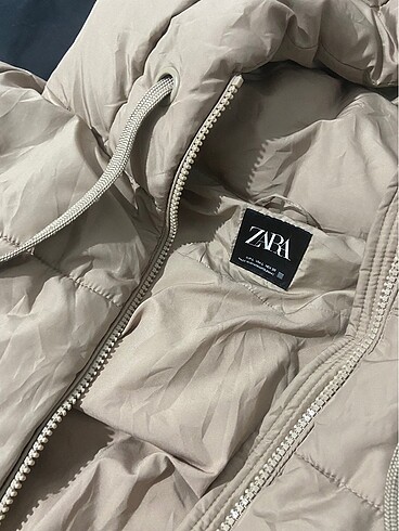 Zara bej rengi şişme mont