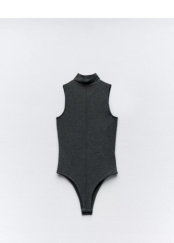 Zara dikişli dik yaka body