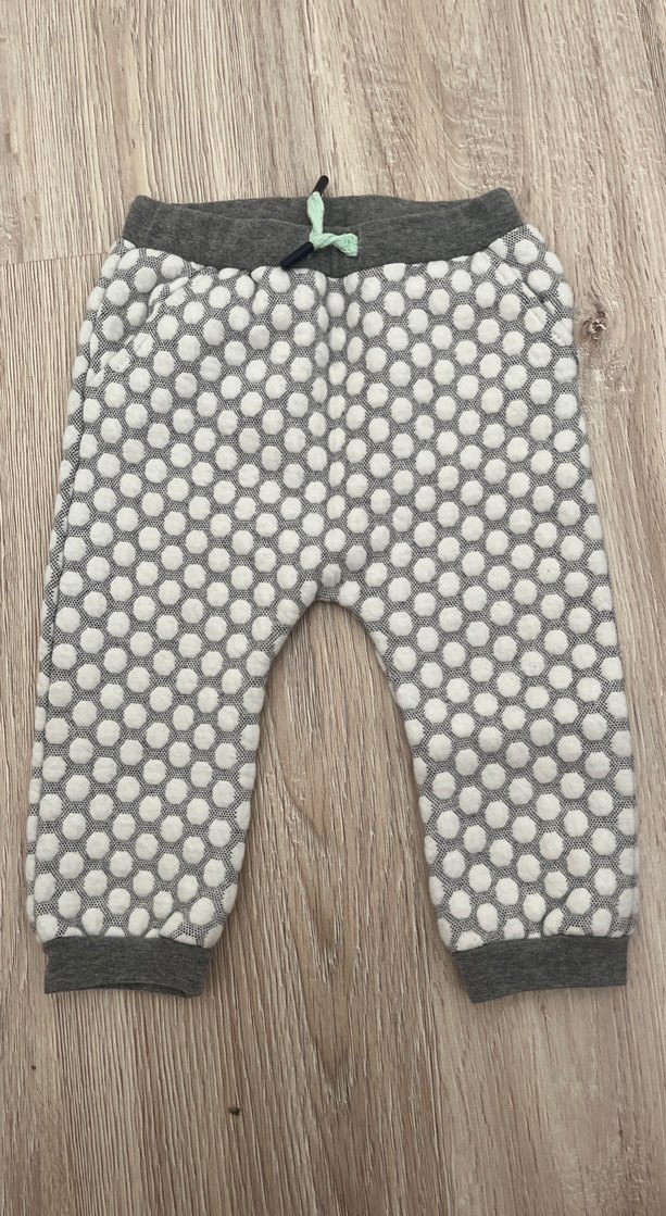 Gri Puantiyeli Örgü Erkek Bebek Takımı - Görsel 4
