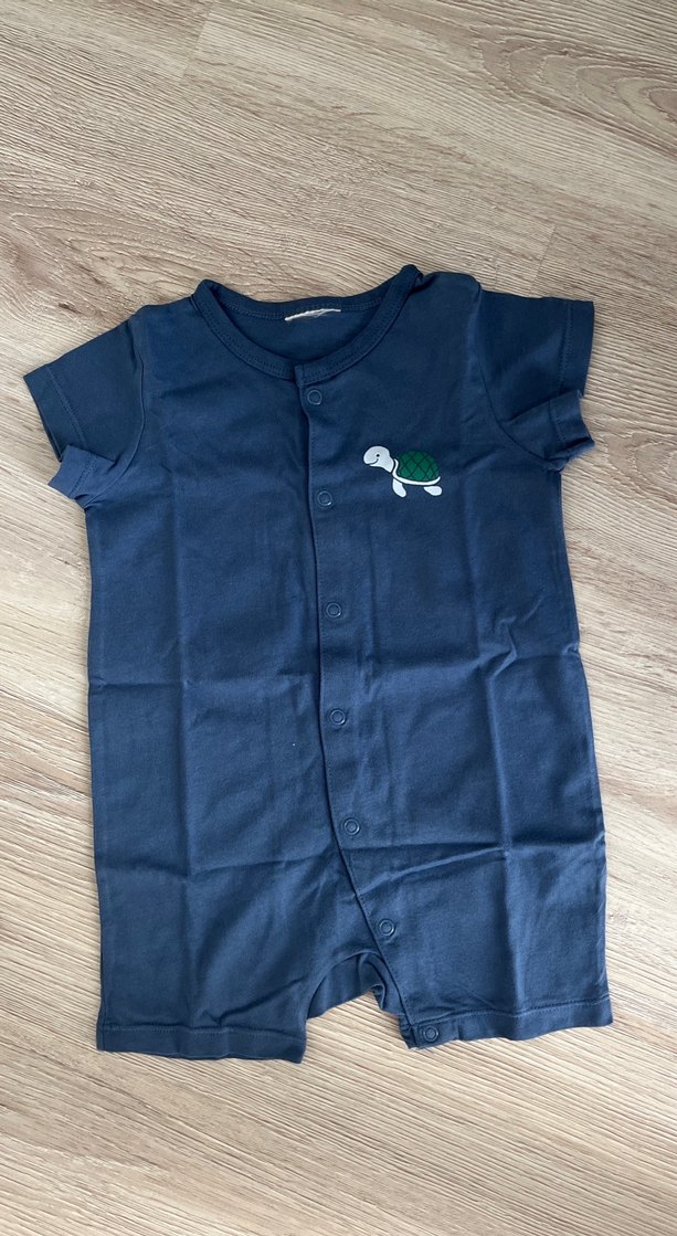 Bebek Erkek Kısa Kollu Balık Desenli sort tulum - Görsel 2