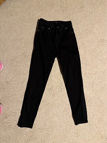 Mavi jeans tess 23/25 siyah jean