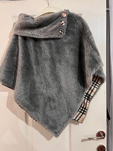 universal Beden gri Renk Burberry kürk panço