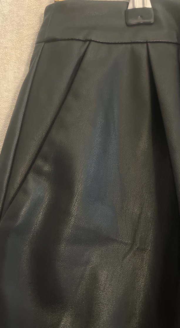 Adl Kadın Siyah Deri Pilili Mini Etek - Görsel 2