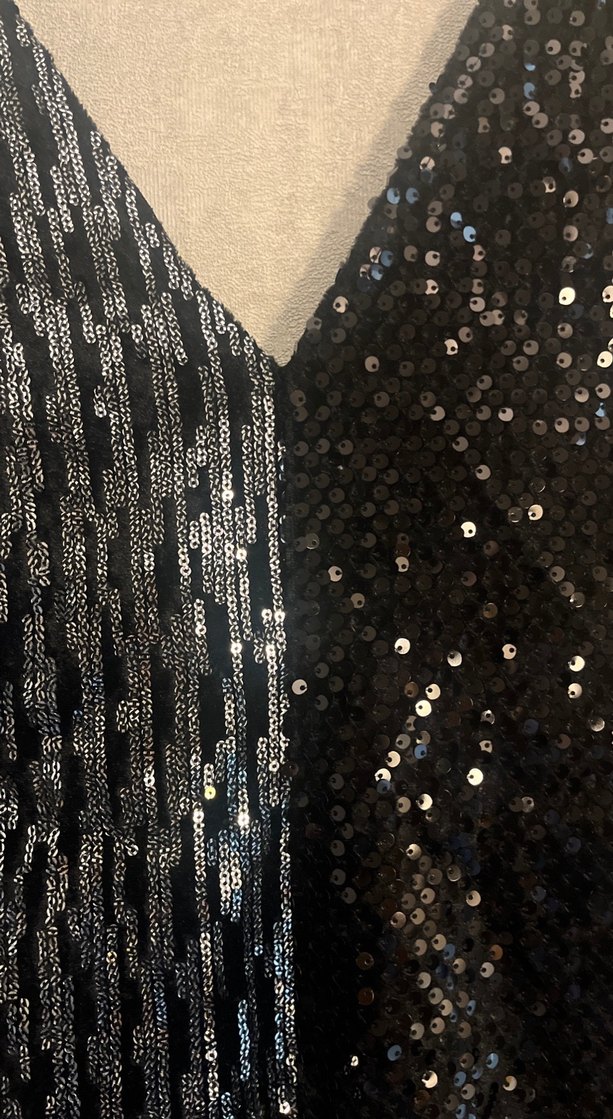 Zara Siyah Pul Payetli V Yakalı Midi Abiye Elbise - Görsel 2