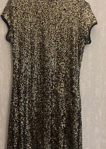 Mango Altın Renkli Kısa Kollu Payetli Midi Elbise - Görsel 4