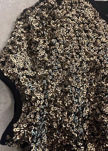 Mango Altın Renkli Kısa Kollu Payetli Midi Elbise - Görsel 3