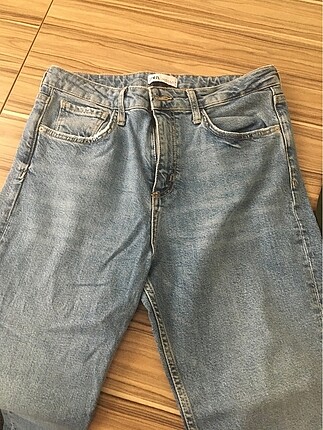 Zara Mom Jeans