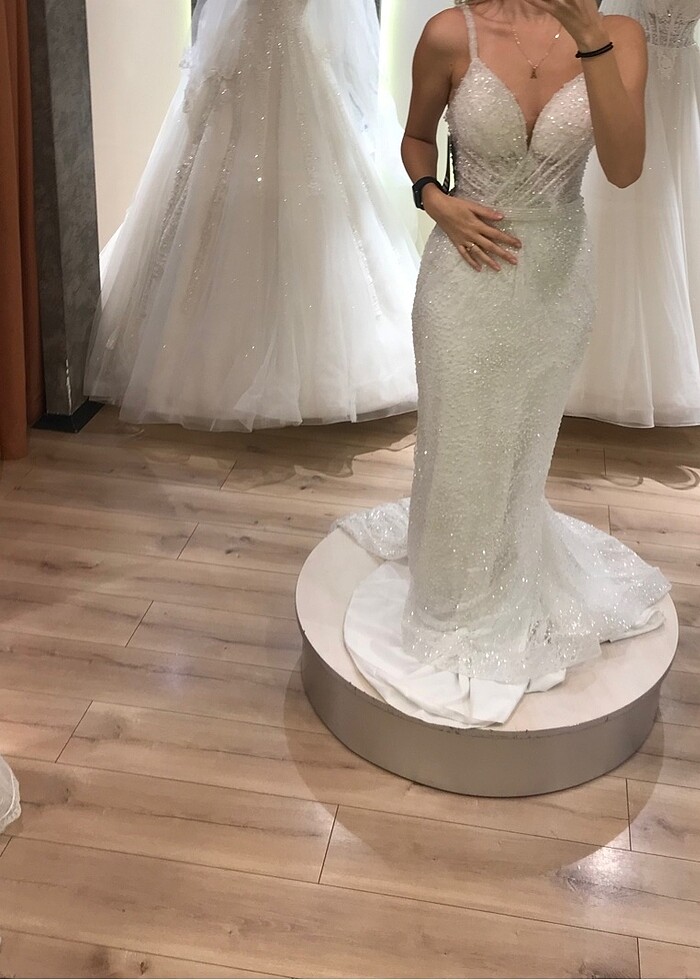 Demonteli balık gelinlik - Görsel 2